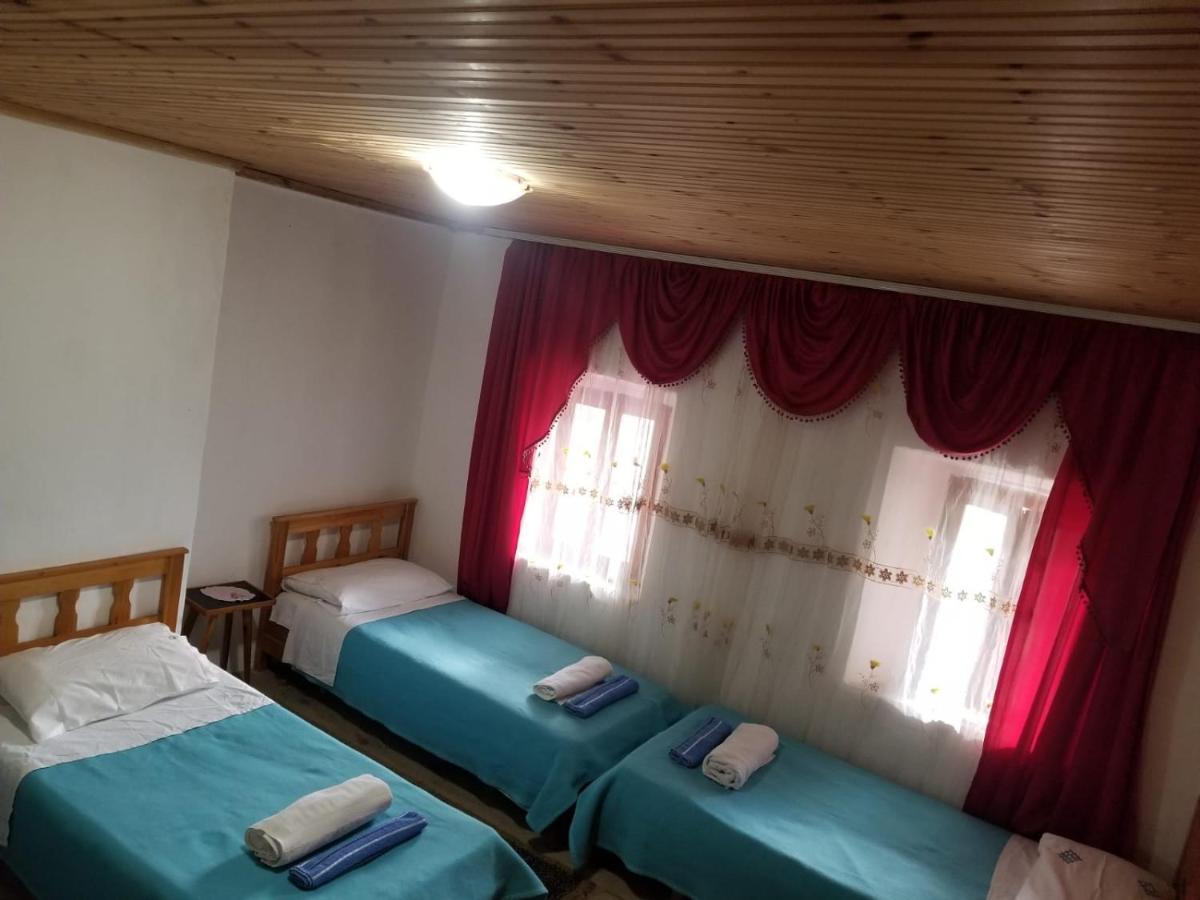Bujtina Carku Hotel Theth Ngoại thất bức ảnh